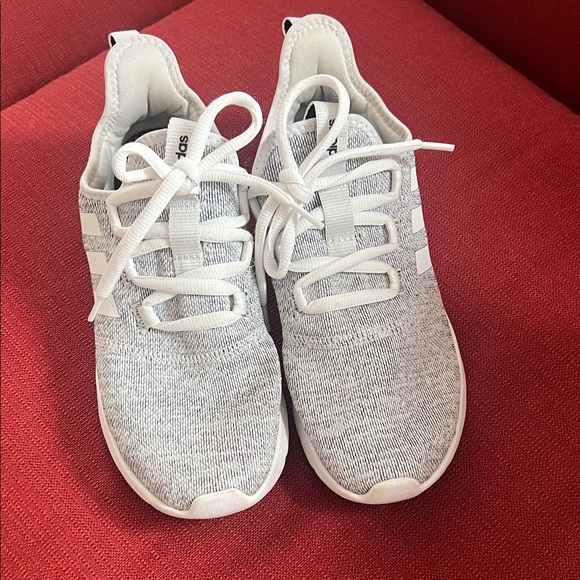 Adidas women White and Gray Sneakers - Picture 2 of 5